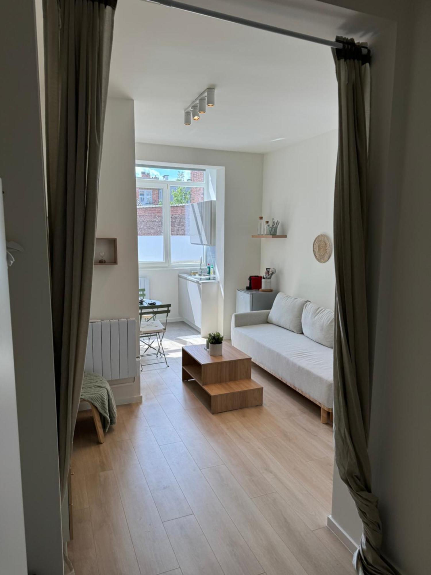 Superbe Appartement Une Chambre Bruksela Zewnętrze zdjęcie