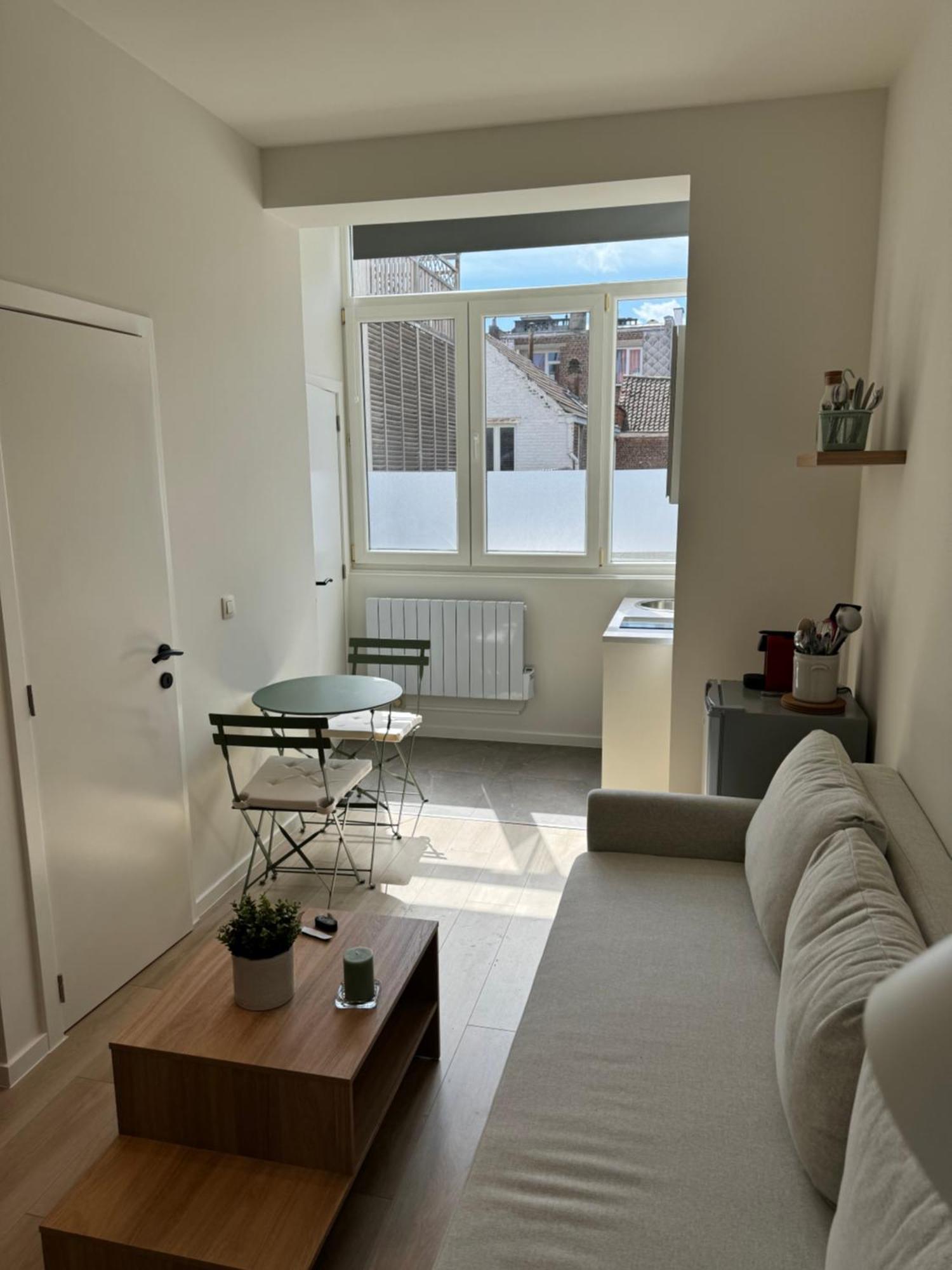 Superbe Appartement Une Chambre Bruksela Zewnętrze zdjęcie
